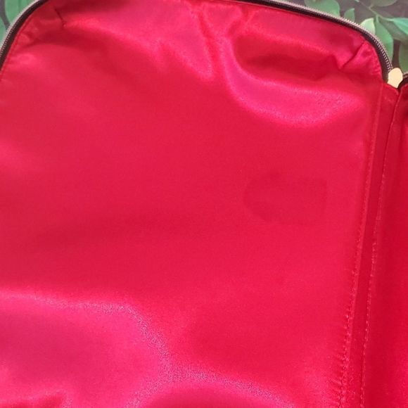 Red Estee Lauder makeup purse - Picture 4 of 4
